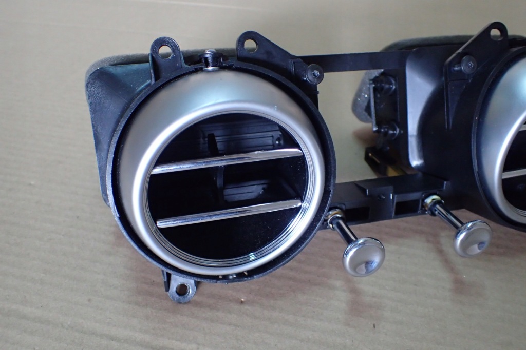 фото №2, Bentley gt lift решётка обдув 3w0819359