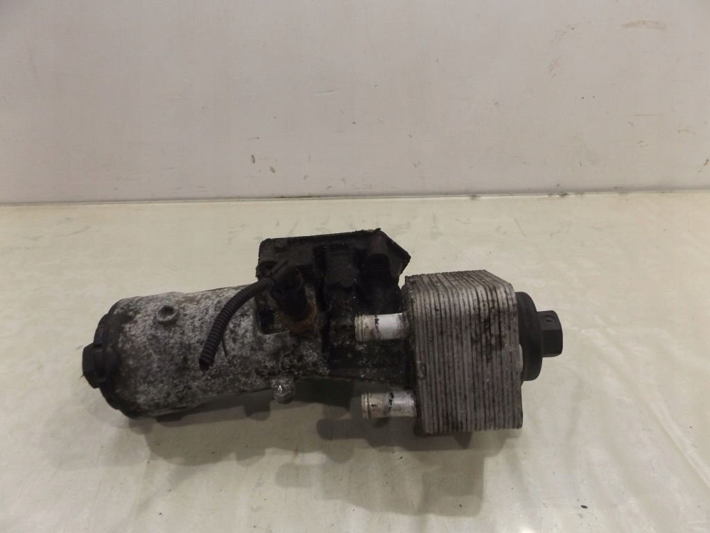 фото №1, Touran 2,0tdi корпус фільтра оливи