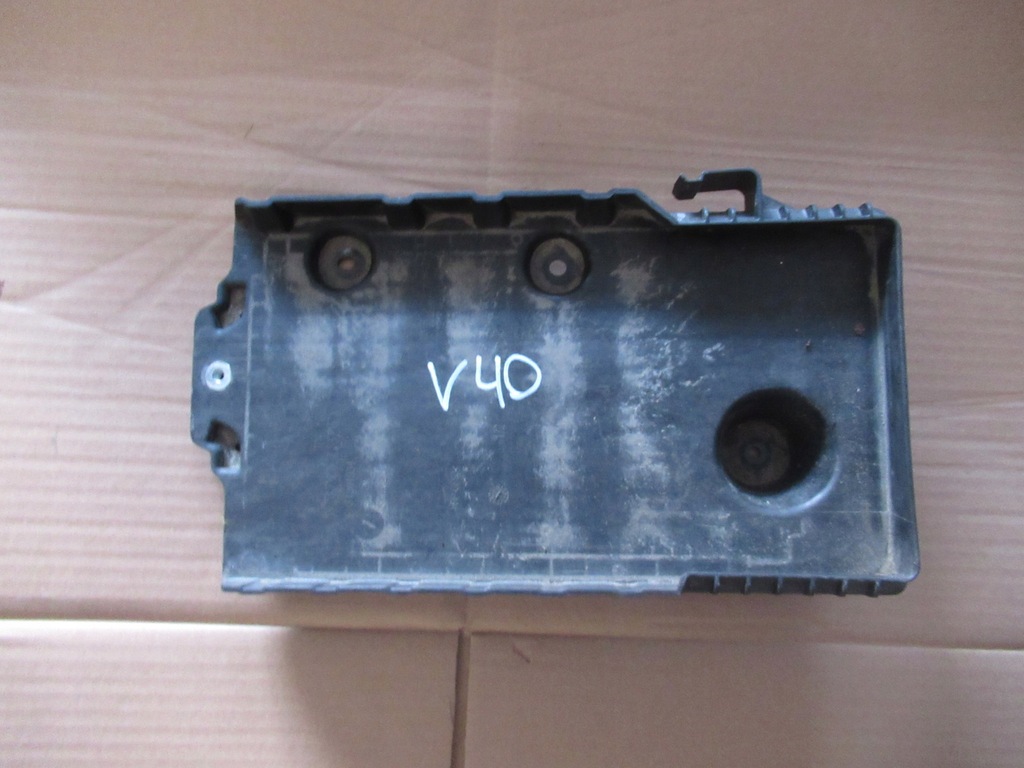 фото №1, Volvo v40 основа акумулятор 31301934