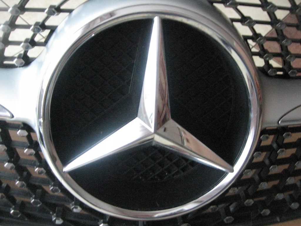 фото №4, Решітка радіатора - diamond - mercedes a klasa w176 - lift amg