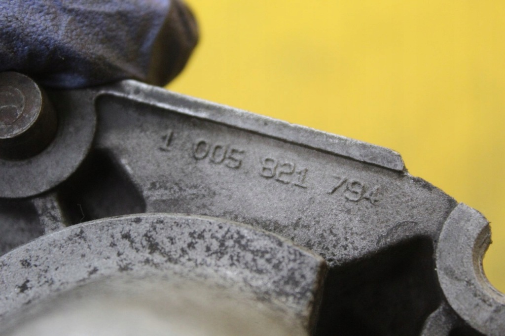 Стартер volvo v70 2.4 b 9 зубів 1005821794 Зі Шроту