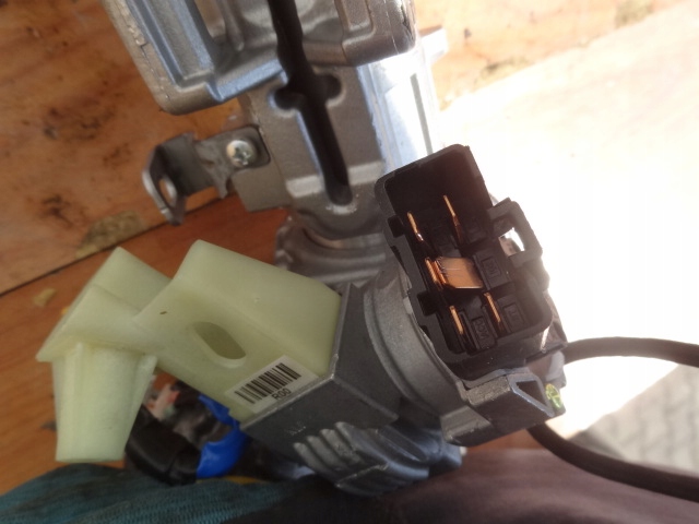 фото №4, Kia carens iv 2015 1,6 gdi замок запалювання + ключ org