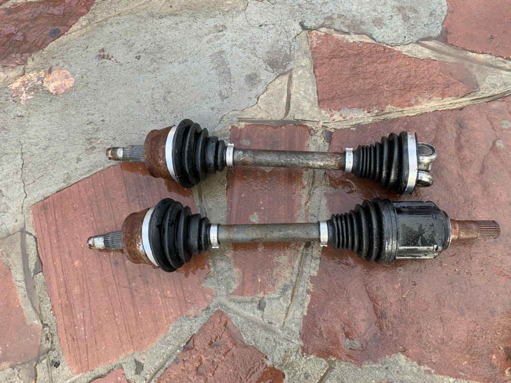 Купити Fiat 500x renegade привідний вал права довга 1.6m