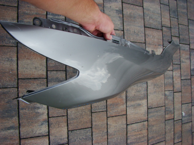 Lexus is рестайлінг  крило ліве перед 2009 - в Україні