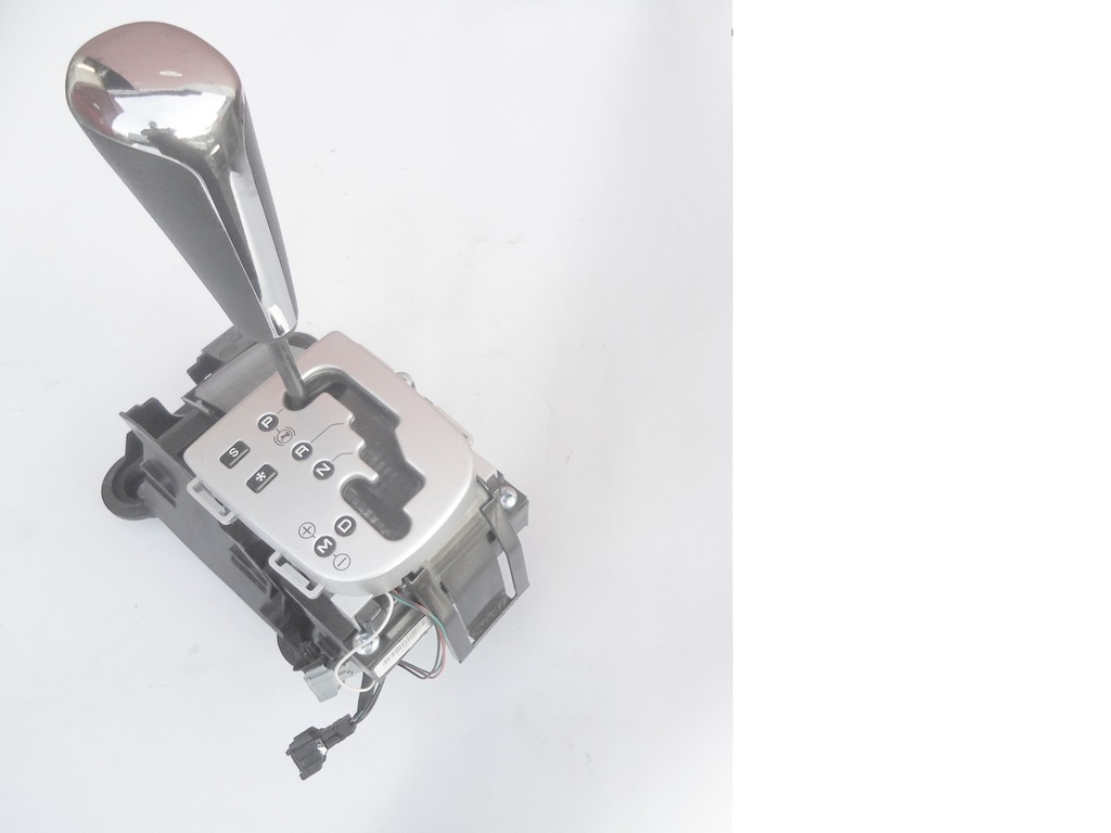 фото №1, Peugeot 208 2008 c3 picasso ручка переключения передач