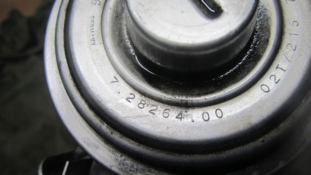 фото №5, Bmw 5 e60 3.0d - клапан egr