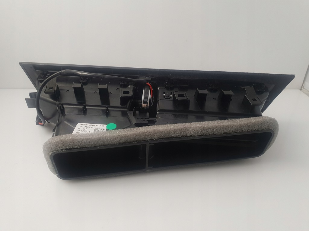 фото №4, Vw touareg iii 3 18- решітка обдув 761858417