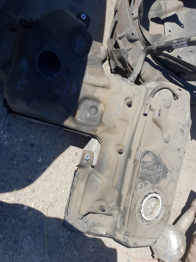 фото №1, Бак пального audi a7 4g8201021bn