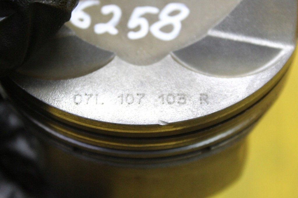 фото №11, Audi оригінальний номер 07l107103r поршень шатун шату́н