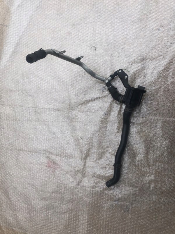 фото №1, Audi a8 d4 4.2 tdi труба wody 06d121601 057121064d