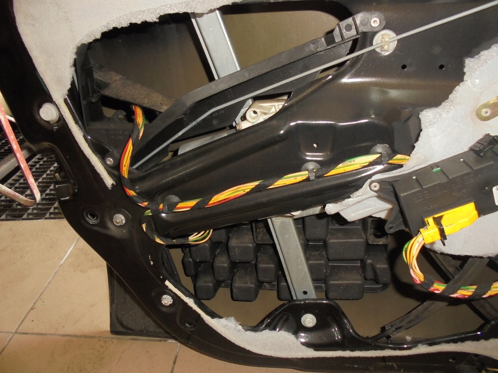 фото №9, Дверь левая перед peugeot 607 03r