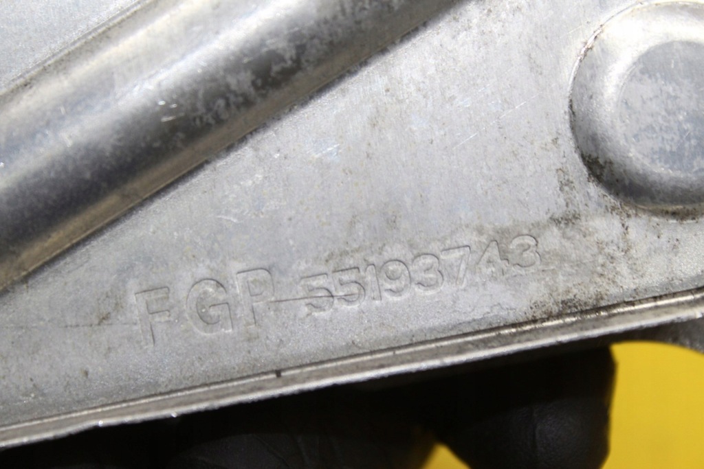 фото №5, Радіатор оливи opel corsa c 1.3 cdti 55193743