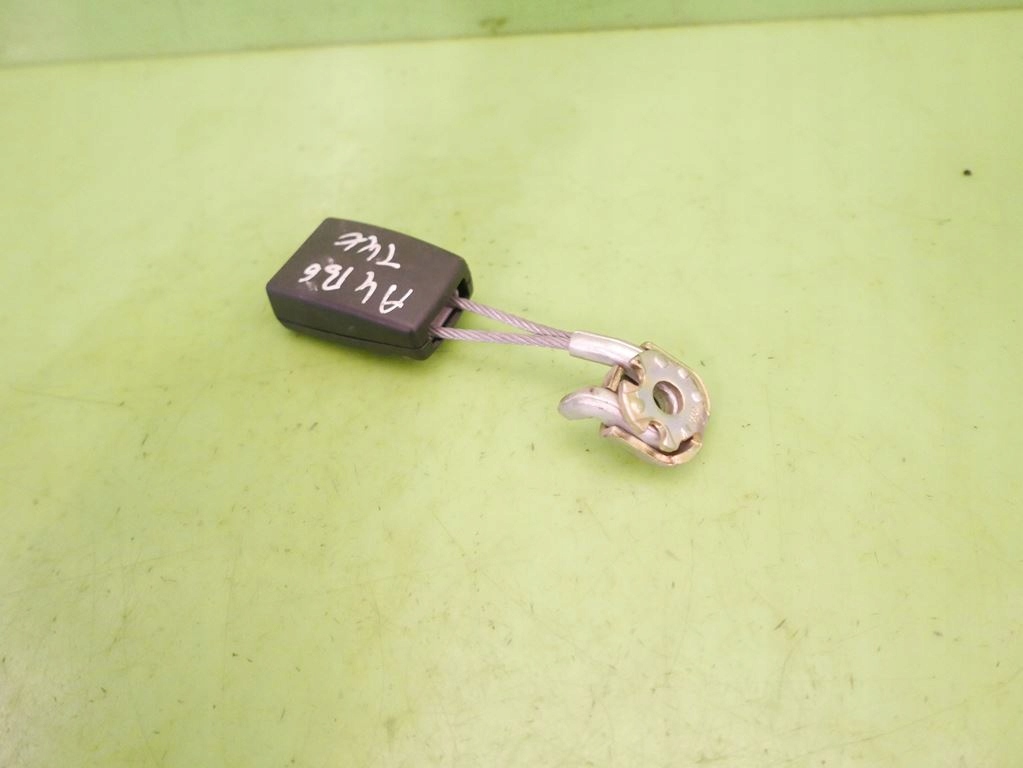 фото №4, Засувка замок поперечина правий задня audi a4 b6 sedan