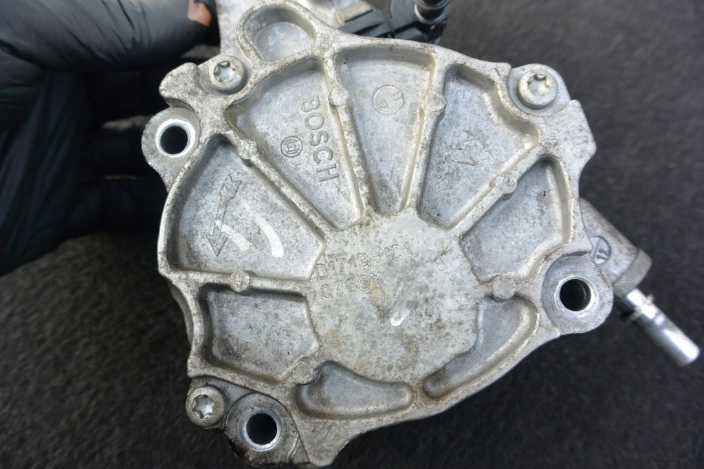 фото №5, Насос вакуум 2.2d jaguar xf x250 lift uk