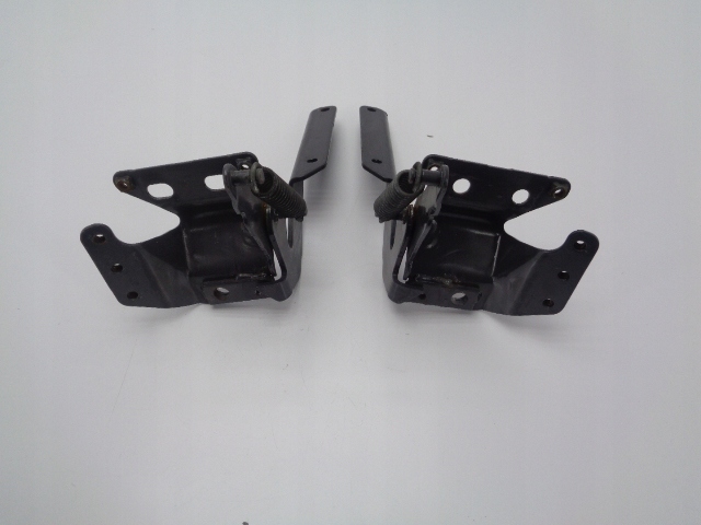 фото №1, Scania r lift петли капот решётка полка l p 1785546 1785547