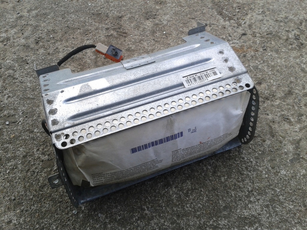 фото №5, Подушка пассажира audi a4 b5 8d0880201e europa