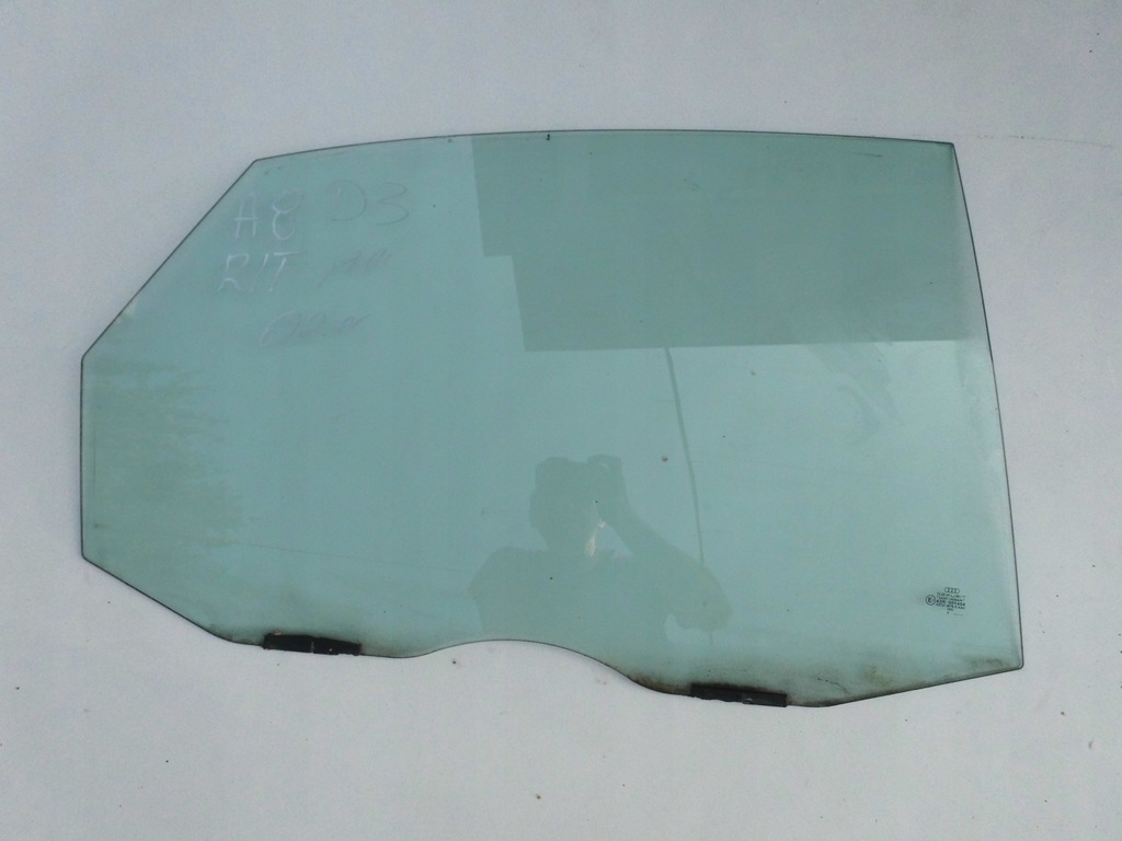 фото №1, Скло audi a8 d2 4e 2002r. права задня