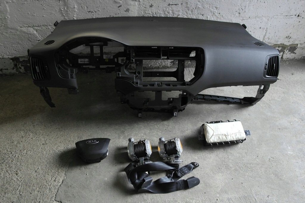 фото №1, Kia rio подушка безпеки ремені pas панель приладів консоль панель приладів pulpit полиця