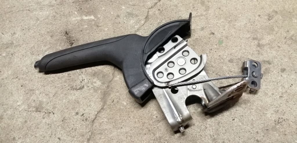 фото №1, Suzuki swift mk7 10-17 рычаг ручного