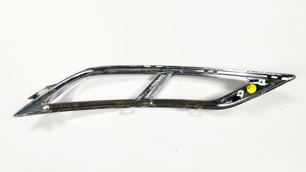 Рамка хром выхлоп passat америка r-line 561853460g Оригинал