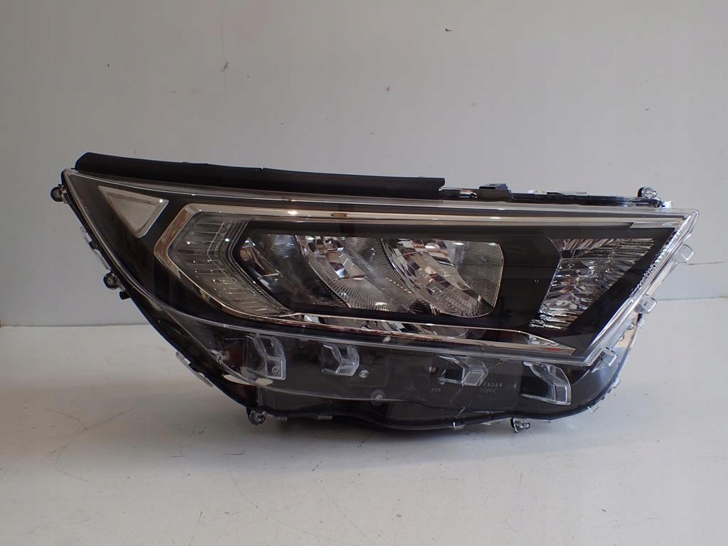 фото №1, Лампа перед правая toyota rav4 18- full led