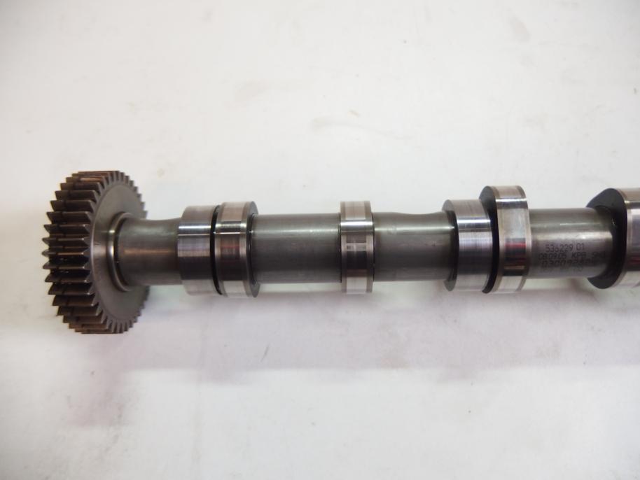 фото №2, Audi a6 3.0 tdi вал розподільного валу 059102cc