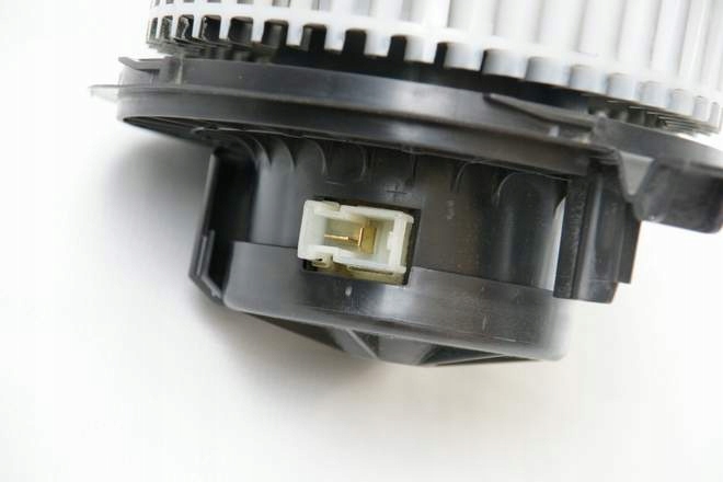 фото №7, Повітродувка вентилятор nissan tiida c11 europa łódź