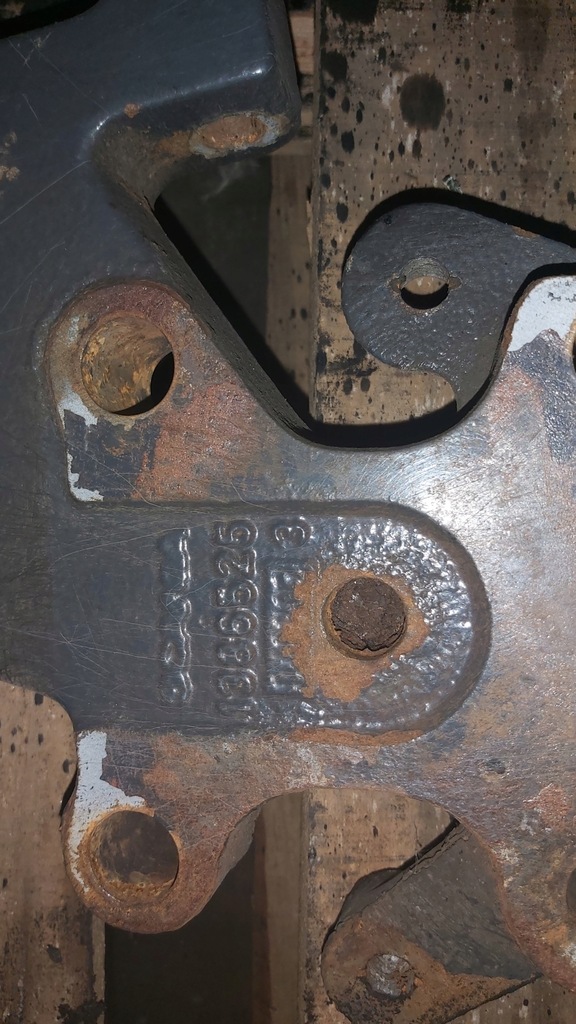 фото №2, Кронштейн кронштейн кронштейн тяга scania r w