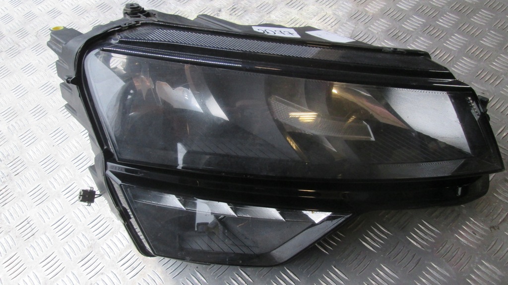 фото №1, Лампа фара правий оригінал skoda karoq