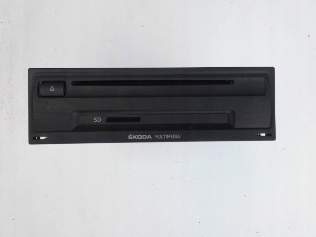 фото №1, Мультимедиа считыватель карта sd 5e0035820a octavia iii