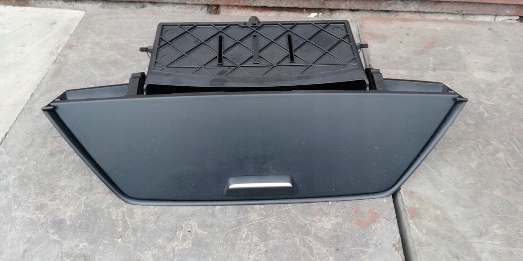 фото №1, Бардачок панель приладів консоль bmw e84 x1