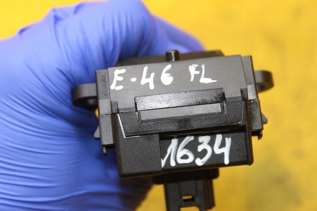 фото №6, Перемикач важіль двірник bmw e46 fl 8363664m