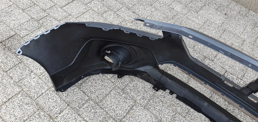 фото №13, Outback v 2015- бампер перед оригинал c209