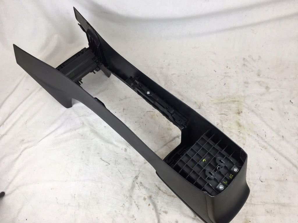 фото №9, Mazda 3 mps 03-09 туннель средний подлокотник