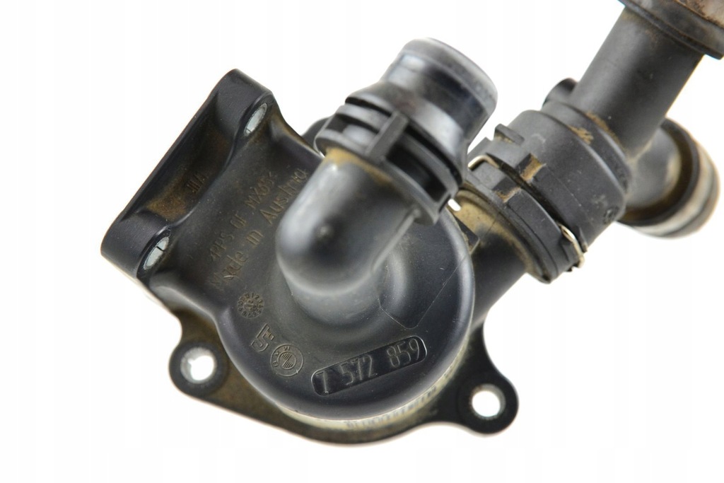 фото №13, Bmw e90 e91 корпус термостата 7551570 корпус