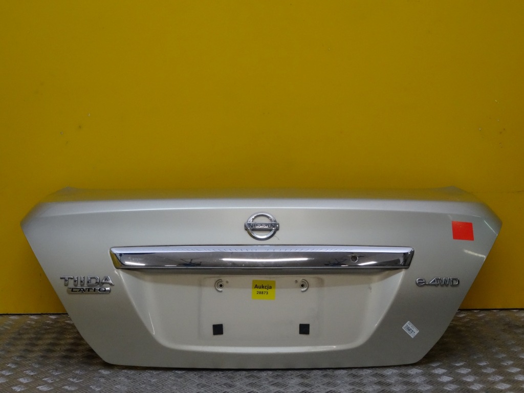 фото №1, Nissan tiida sedan 2004- крышка багажника задняя задняя комплектная