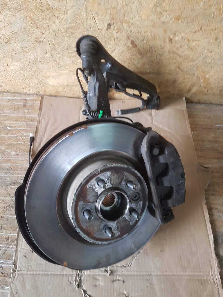 фото №1, Discovery iv поворотный кулак перед рычаги