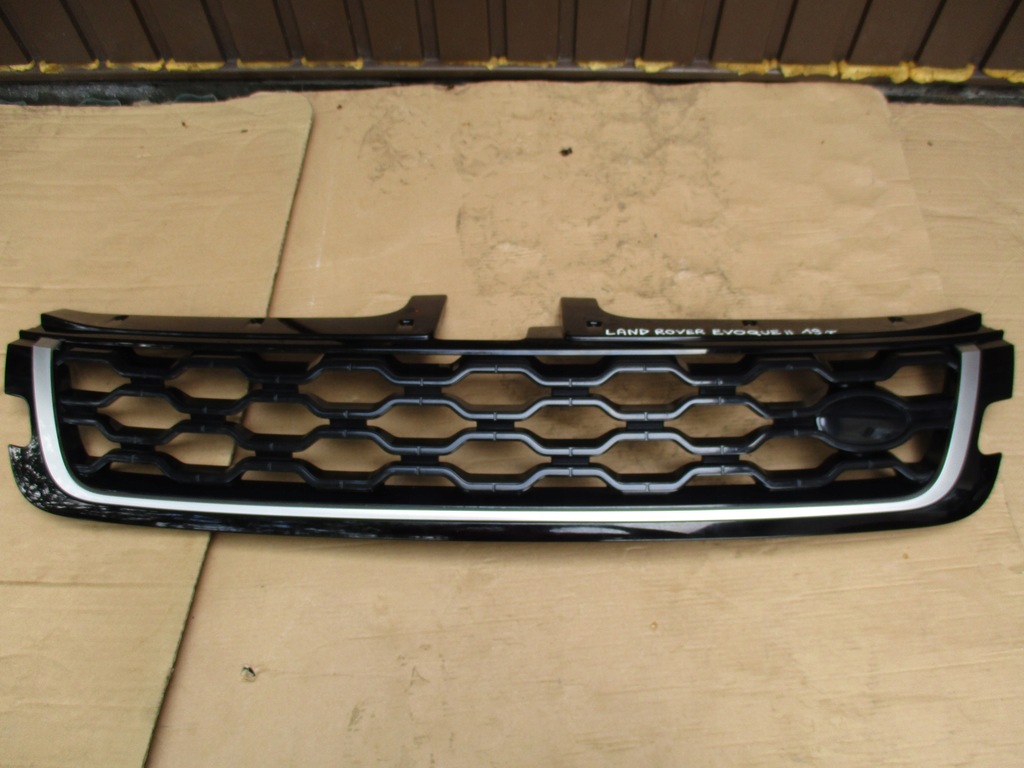 фото №1, Решётка радиатора land rover evoqe ii 19r-
