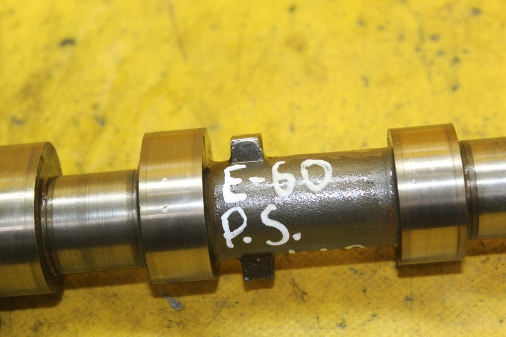фото №12, Вал распределительного вала левый всасывающий bmw e-60 4.4 b 7514632a