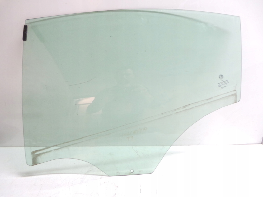 фото №1, Стекло дверь задняя левая alfa romeo giulietta 2010