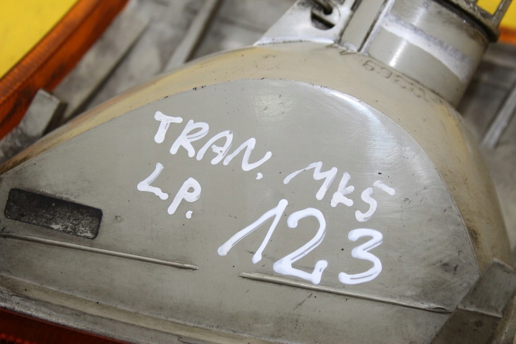 фото №7, Поворотник левый перед transit mk5 v