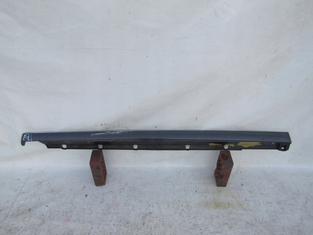 фото №1, Порог молдинг audi a1 8x 10-14 5d левая обычная