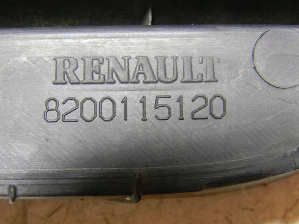 фото №4, Решётка правая перед renault megane ii 8200115120