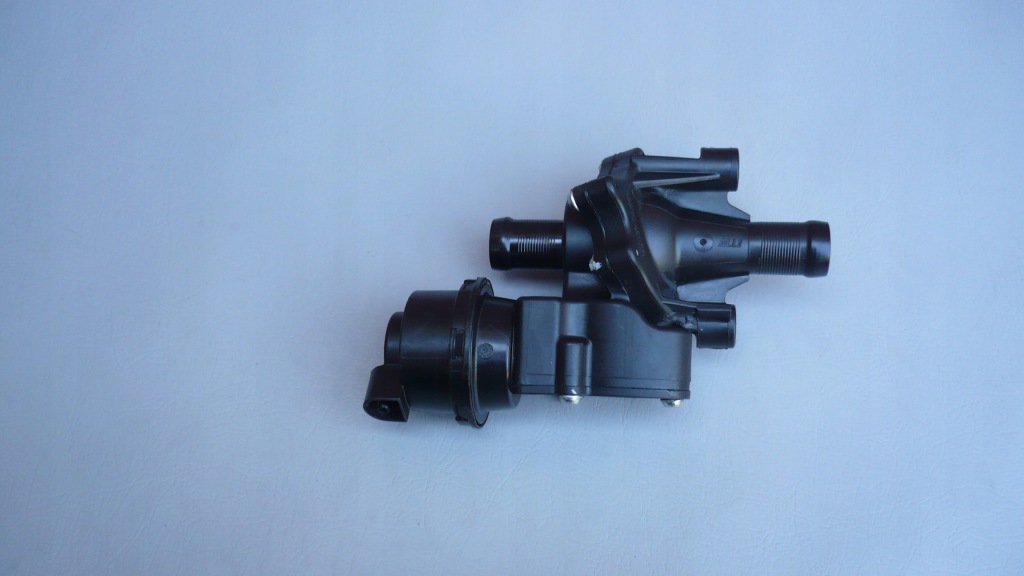 фото №1, Насос циркуляція води twingo iii smart 453