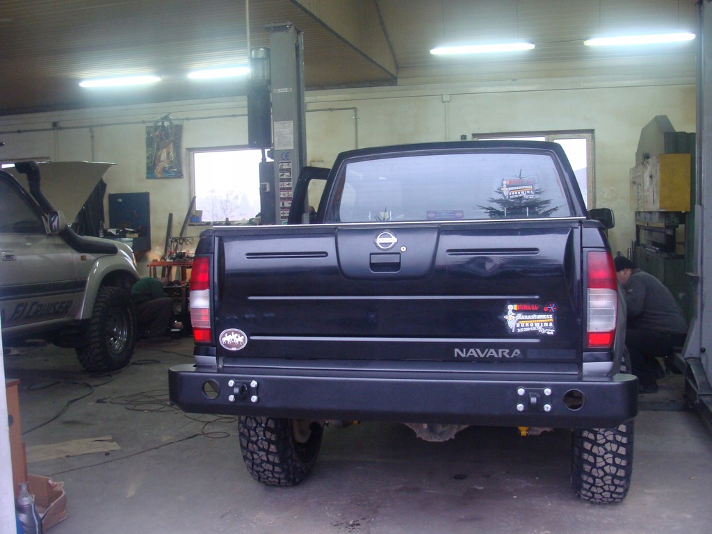 фото №15, Бампер стальной задний задняя nissan navara d22 np300