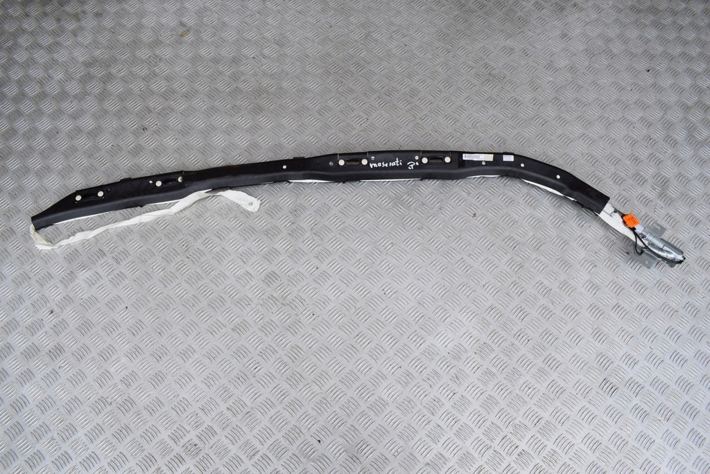 фото №1, Шторка безпеки права maserati quattroporte