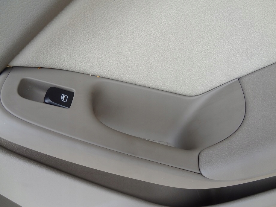 фото №4, Обивка дверь задняя кожа audi a5