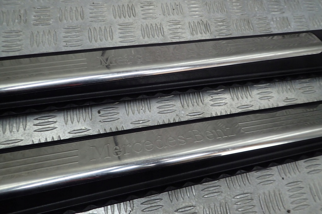 фото №2, Mercedes sl r231 накладки декоративные пороговые накладки