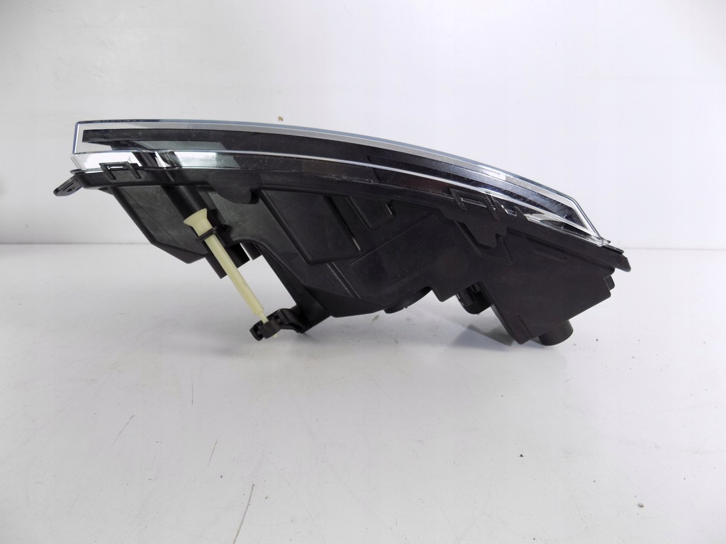 фото №3, Протитуманна фара skoda rapid lift led 5ja