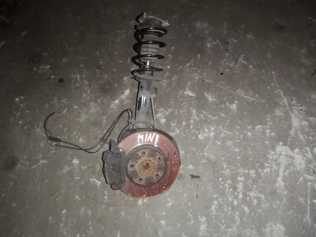 фото №1, Countryman r60 поворотный кулак ступица амортизационная стойка левый